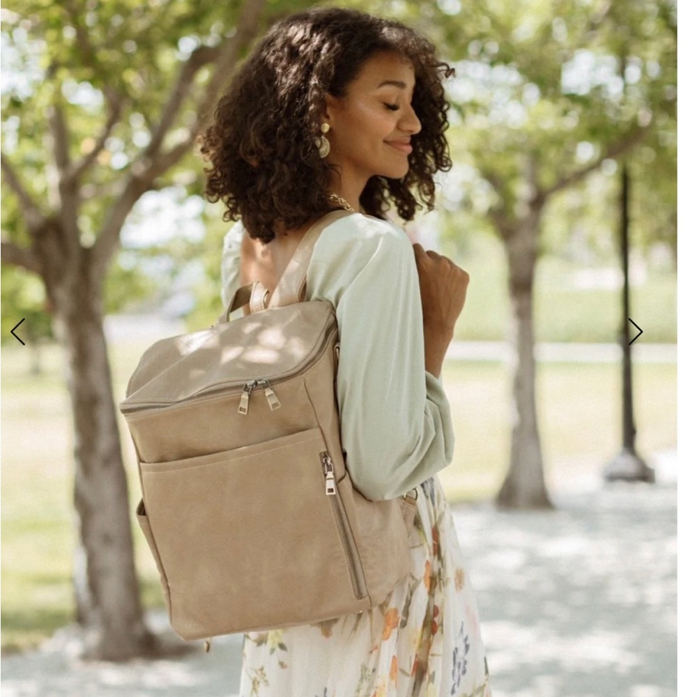 AZARIA La Mere Grande Diaper Backpack